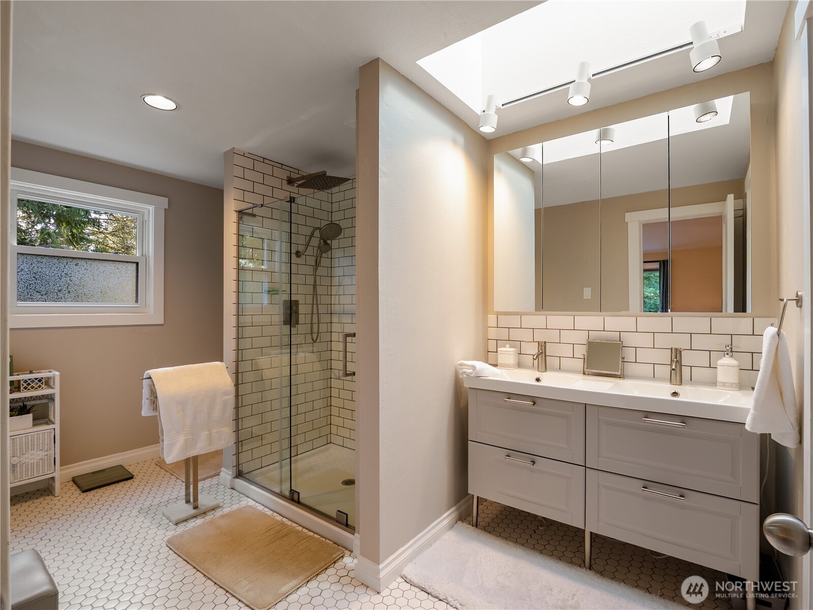 3726 219th Avenue SE Sammamish WA 98075