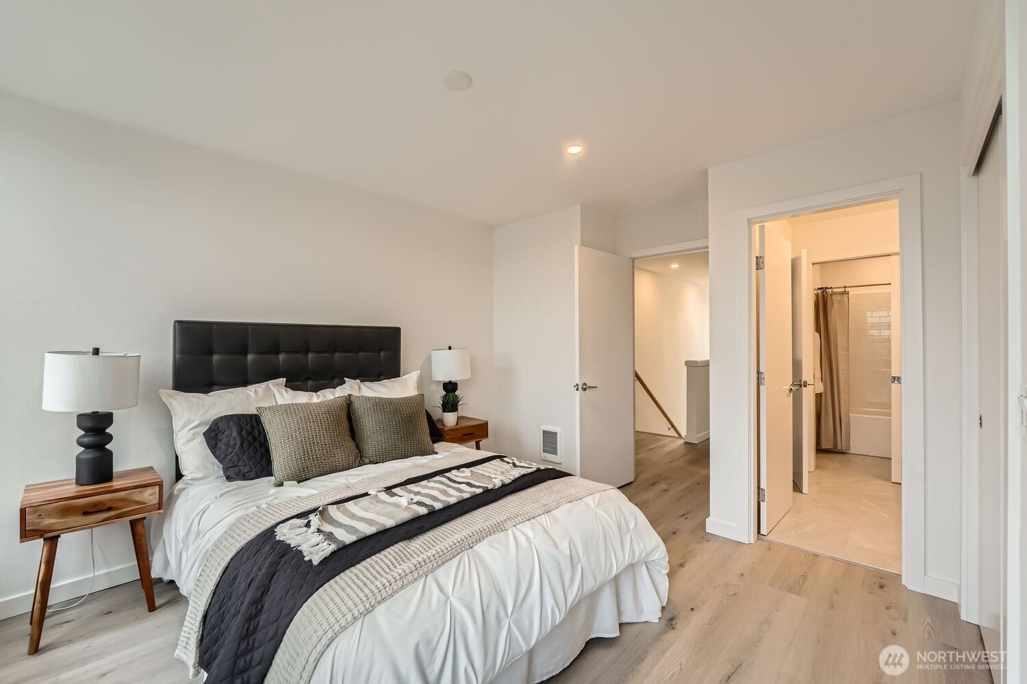 6610 Carleton Avenue S Seattle WA 98108