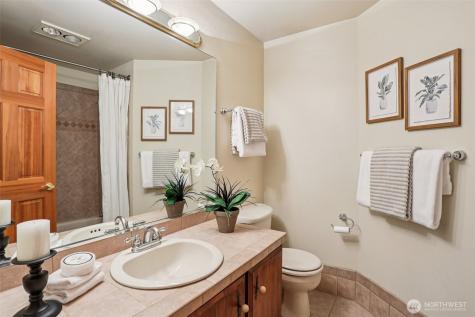 5733 155th Avenue NE Redmond WA 98052