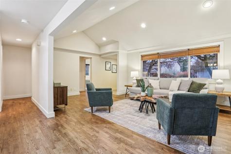 5733 155th Avenue NE Redmond WA 98052