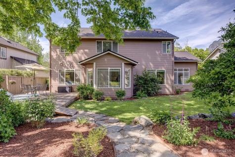 225 SE 10th Circle North Bend WA 98045