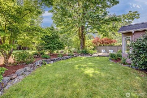 225 SE 10th Circle North Bend WA 98045