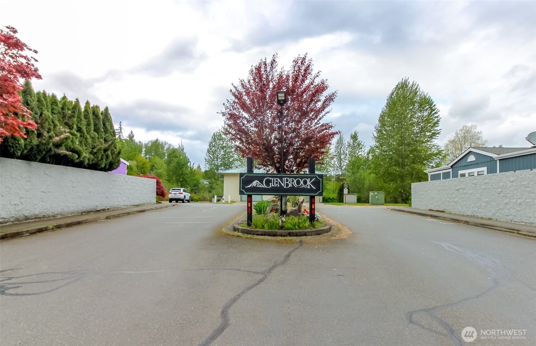 27470 149th Avenue SE Kent WA 98042