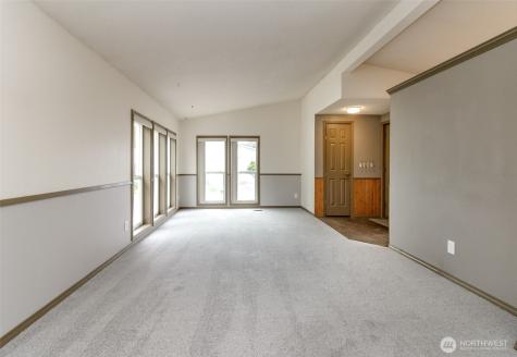 27470 149th Avenue SE Kent WA 98042