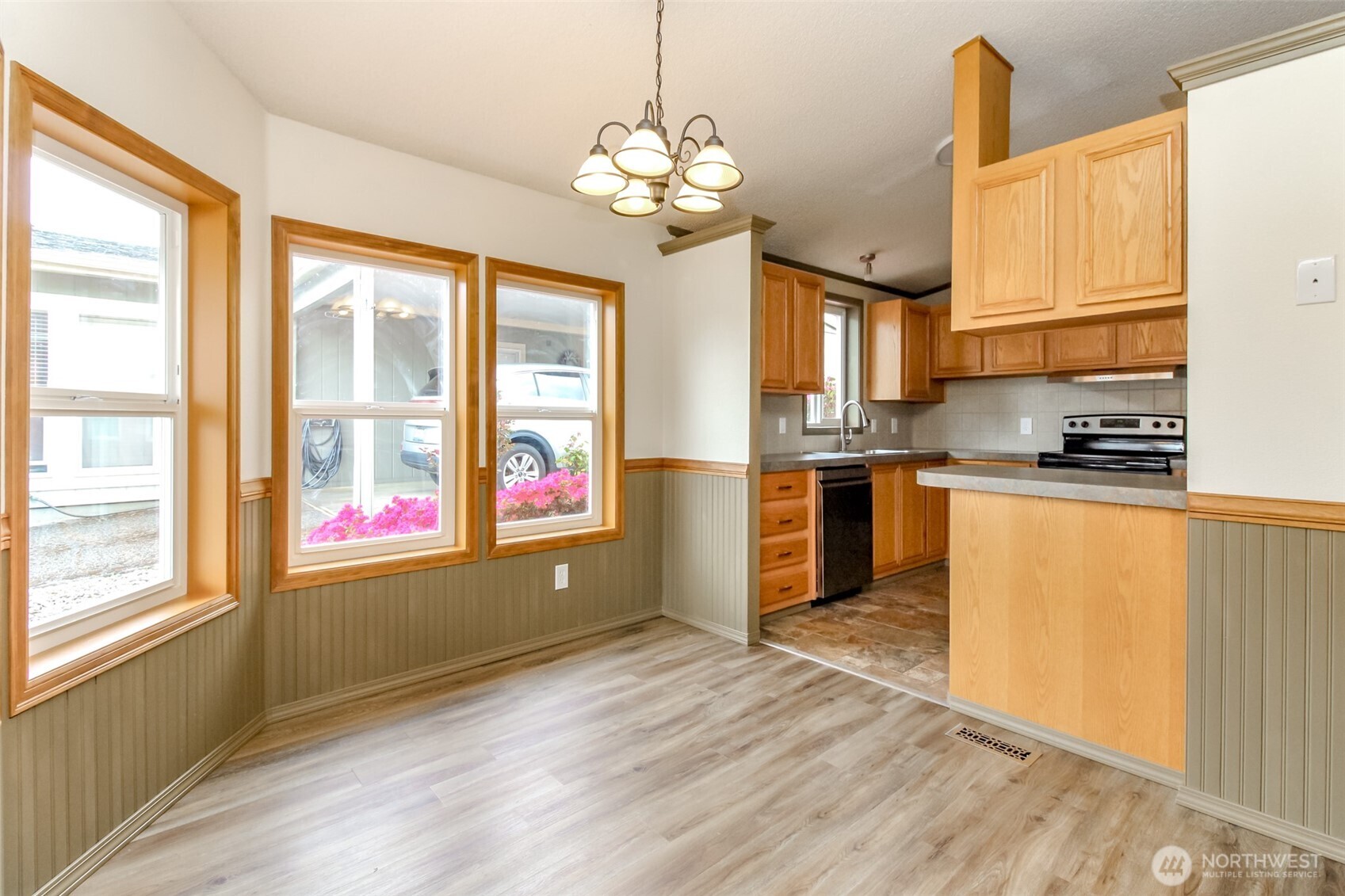 27470 149th Avenue SE Kent WA 98042