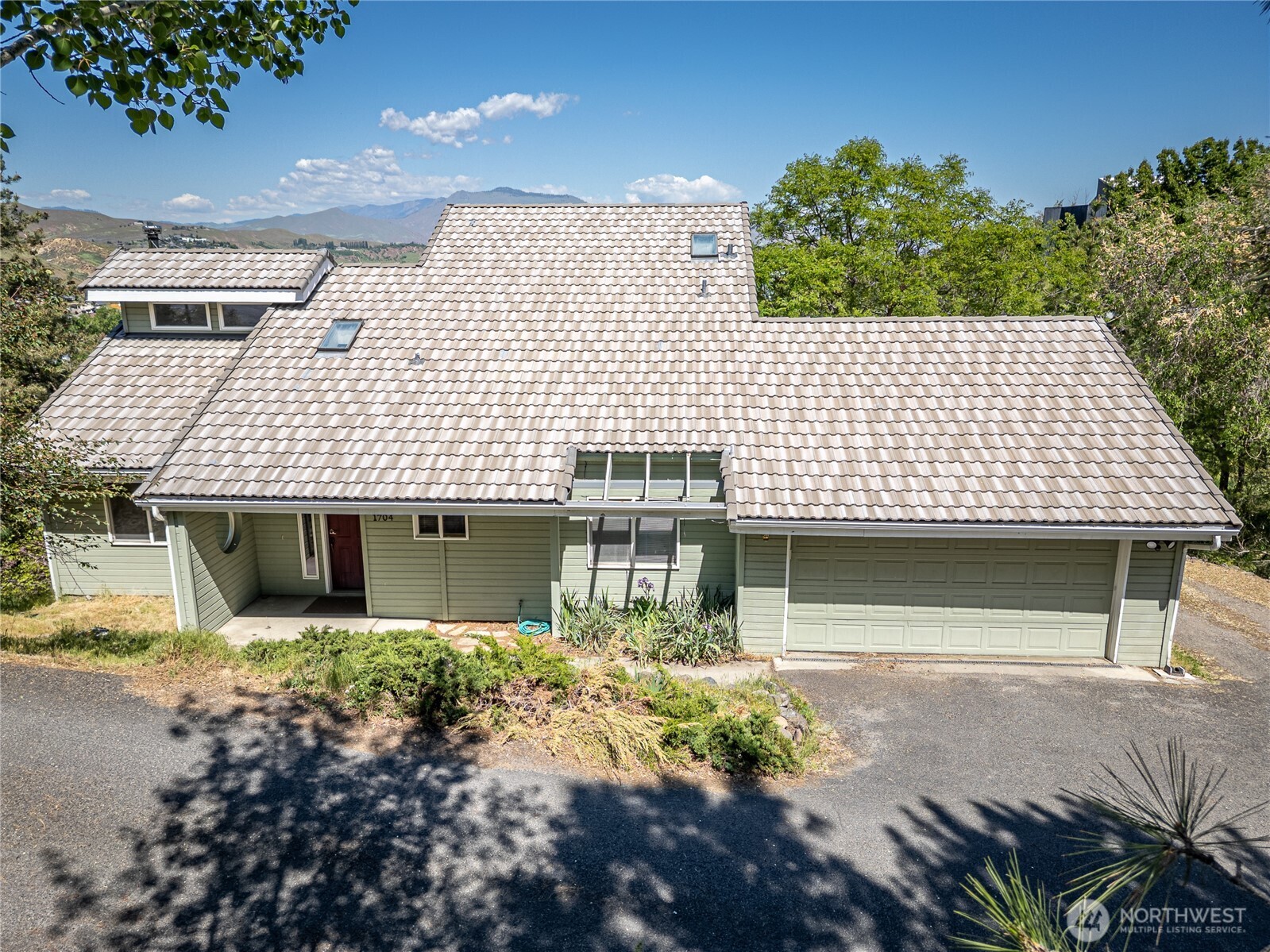 1704 Skyline Drive Wenatchee WA 98801
