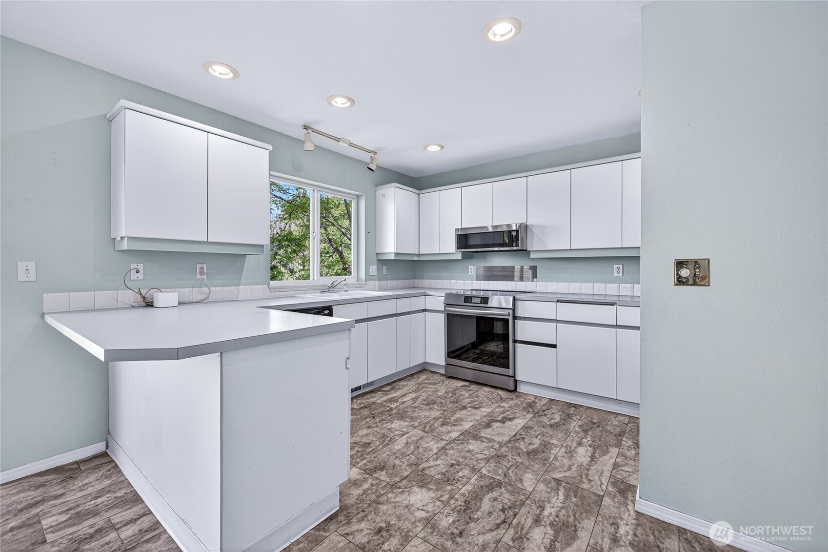 1704 Skyline Drive Wenatchee WA 98801
