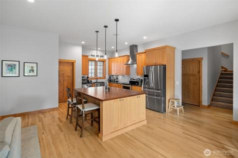 2535 Tuscany Lane Malaga WA 98828
