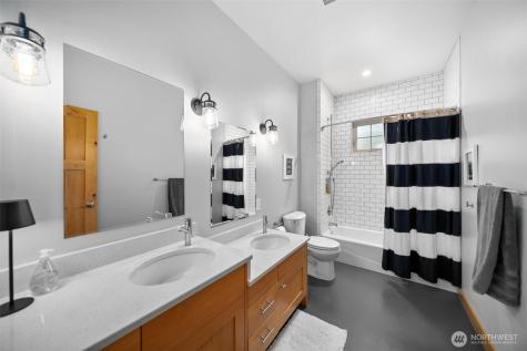 2535 Tuscany Lane Malaga WA 98828