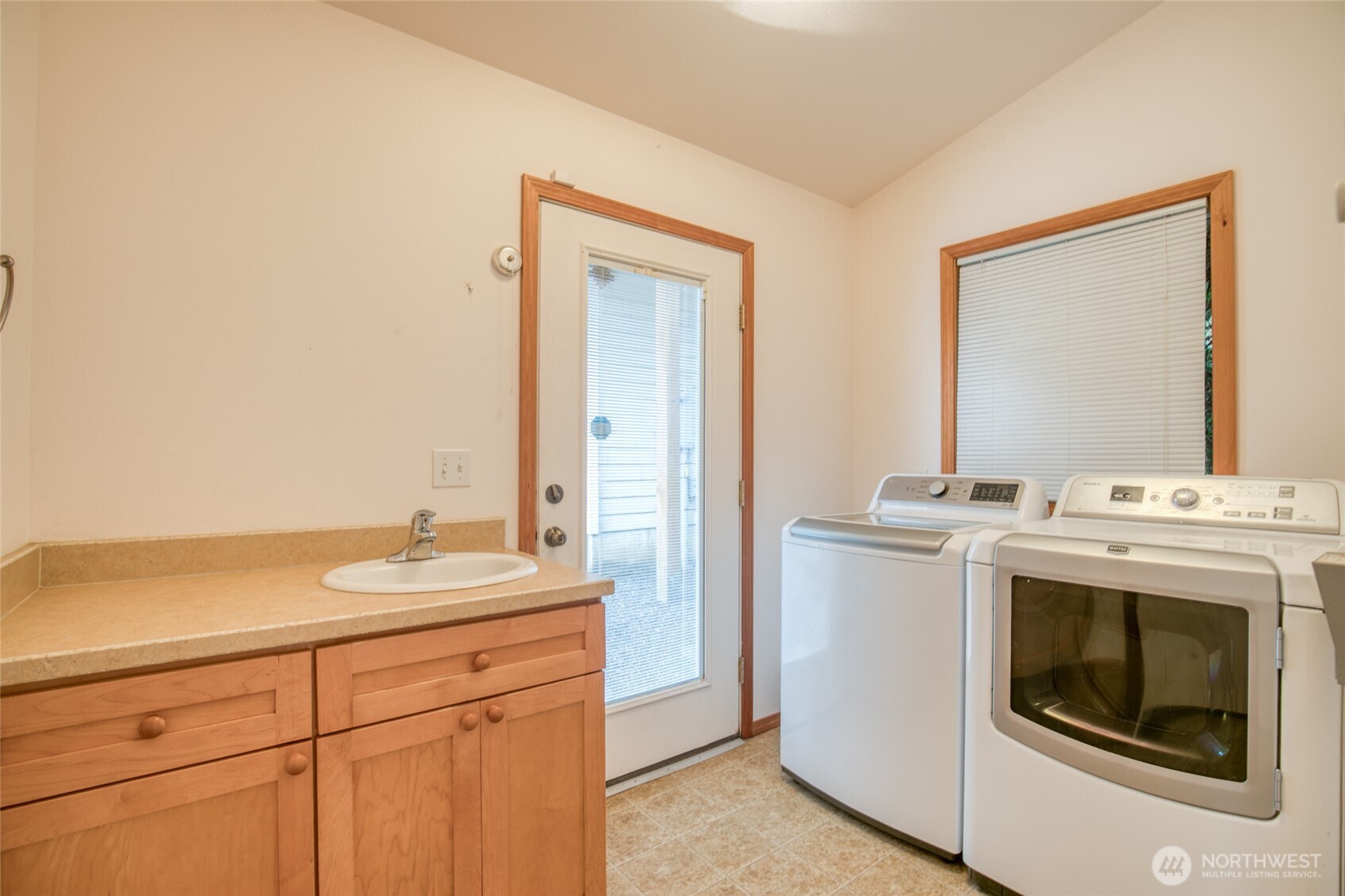 184 Bass Avenue NE Ocean Shores WA 98569