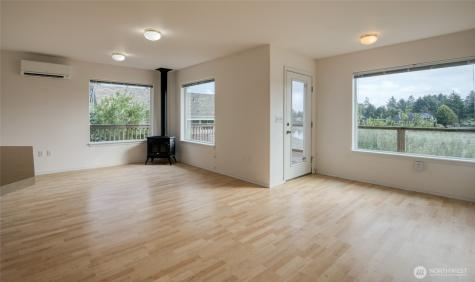 184 Bass Avenue NE Ocean Shores WA 98569