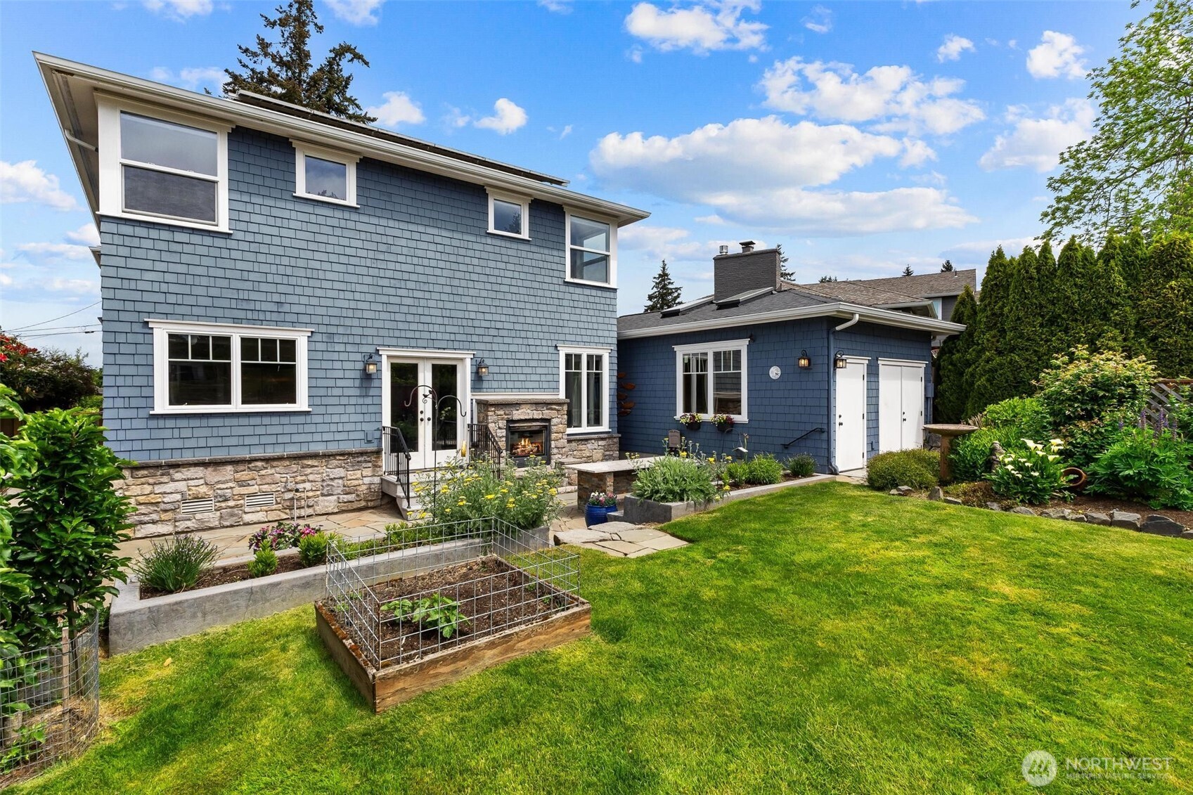 932 Alder Street Edmonds WA 98020