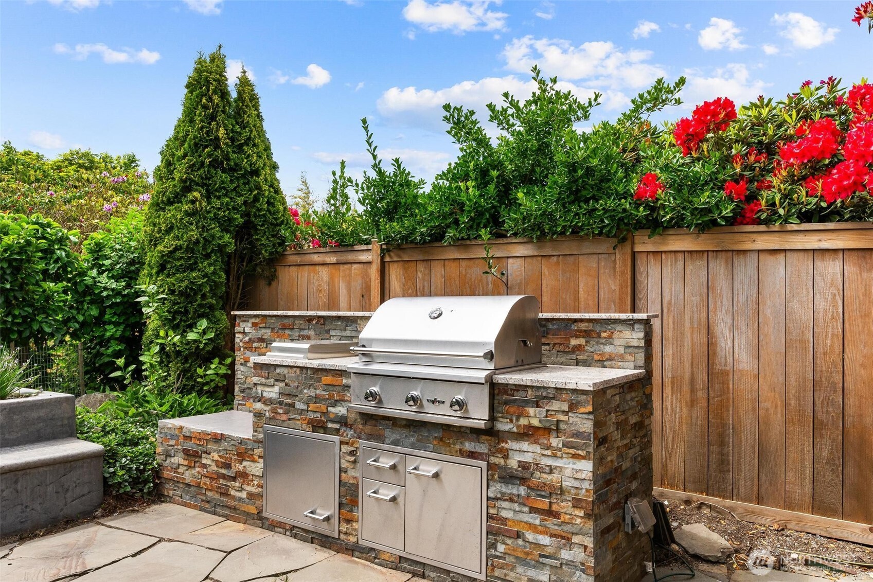 932 Alder Street Edmonds WA 98020