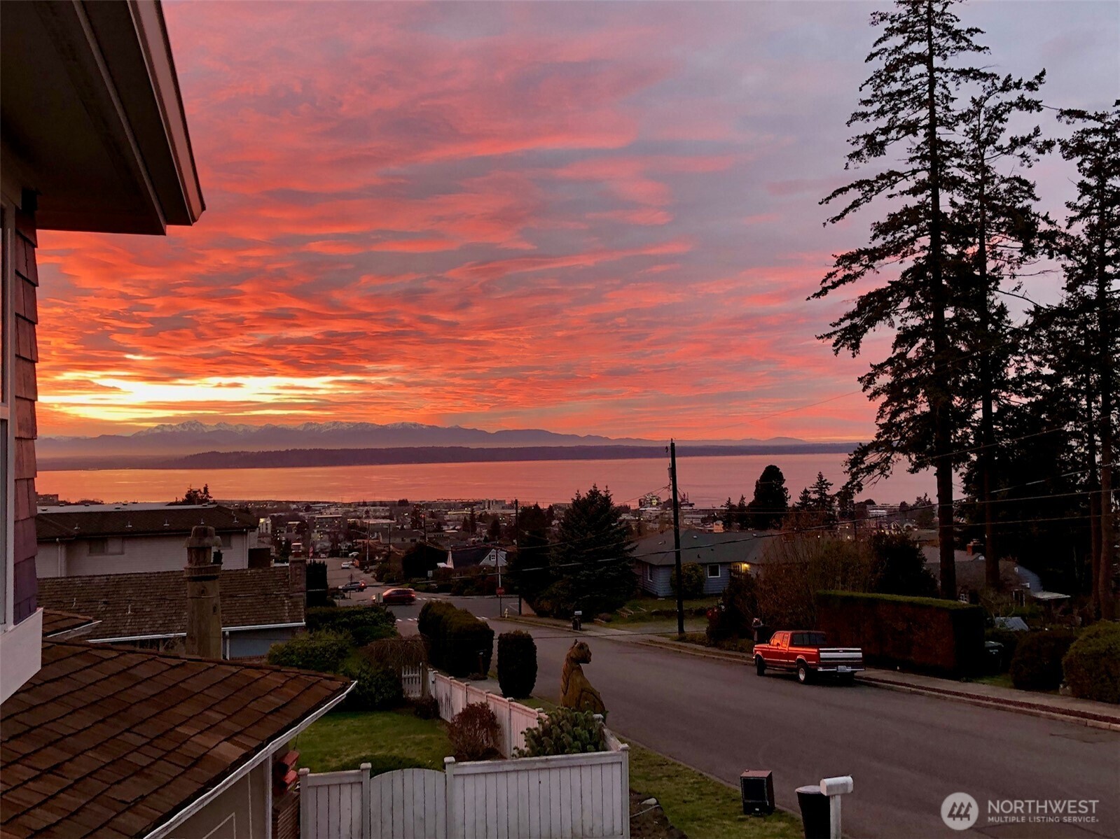 932 Alder Street Edmonds WA 98020