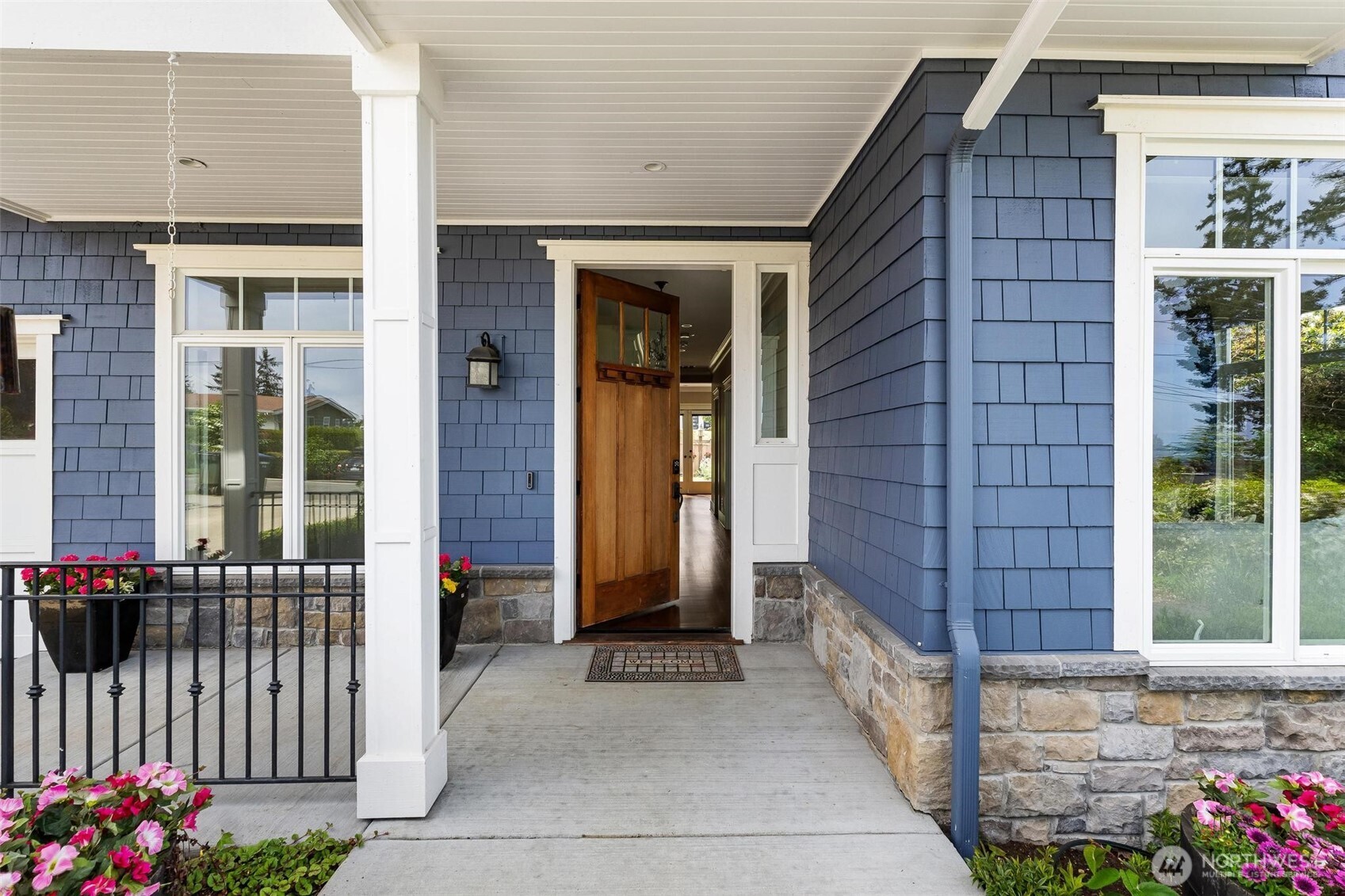 932 Alder Street Edmonds WA 98020