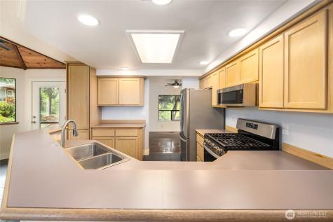 705 N Waugh Road Mount Vernon WA 98273