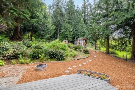 705 N Waugh Road Mount Vernon WA 98273