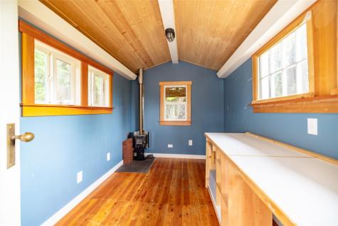 705 N Waugh Road Mount Vernon WA 98273