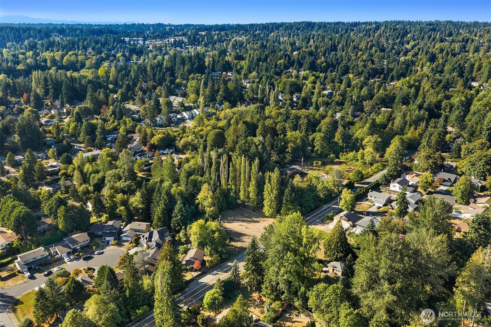 19044 35th Avenue NE Lake Forest Park WA 98155