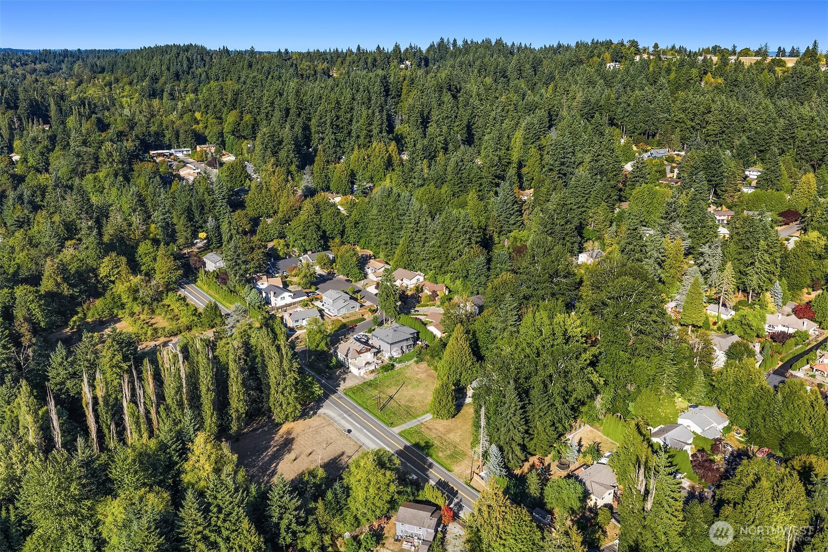 19044 35th Avenue NE Lake Forest Park WA 98155