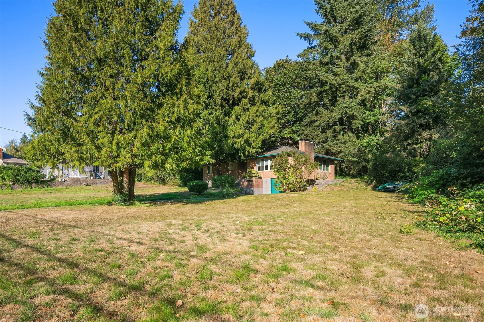 19044 35th Avenue NE Lake Forest Park WA 98155