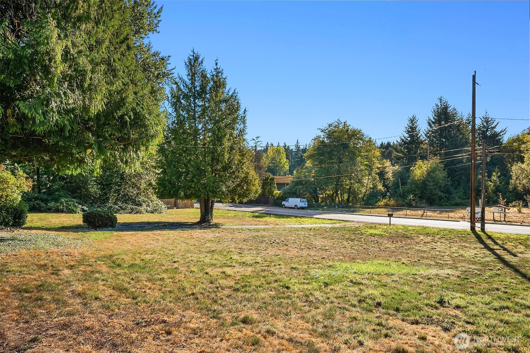 19044 35th Avenue NE Lake Forest Park WA 98155