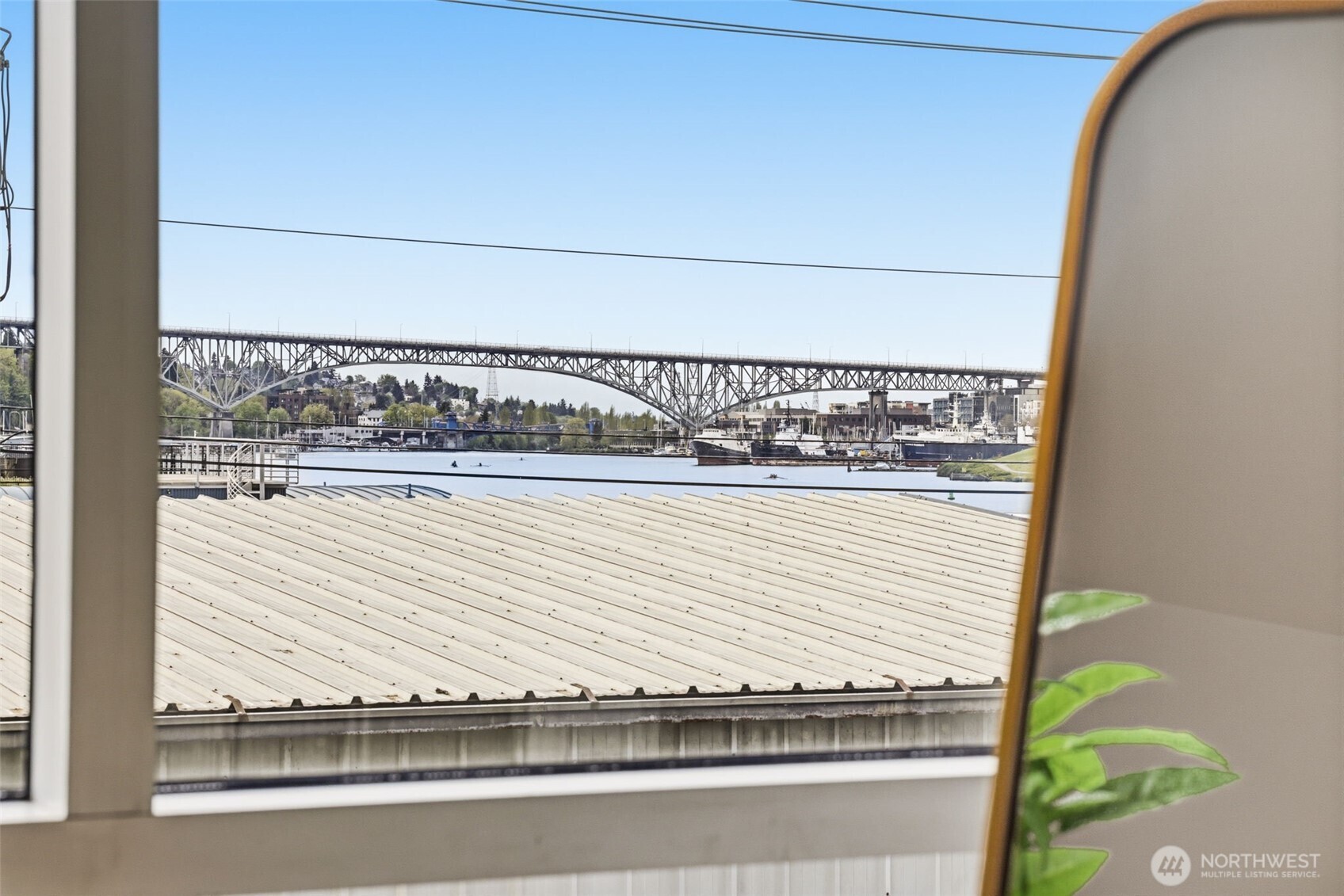 2364 Fairview Avenue E Seattle WA 98102