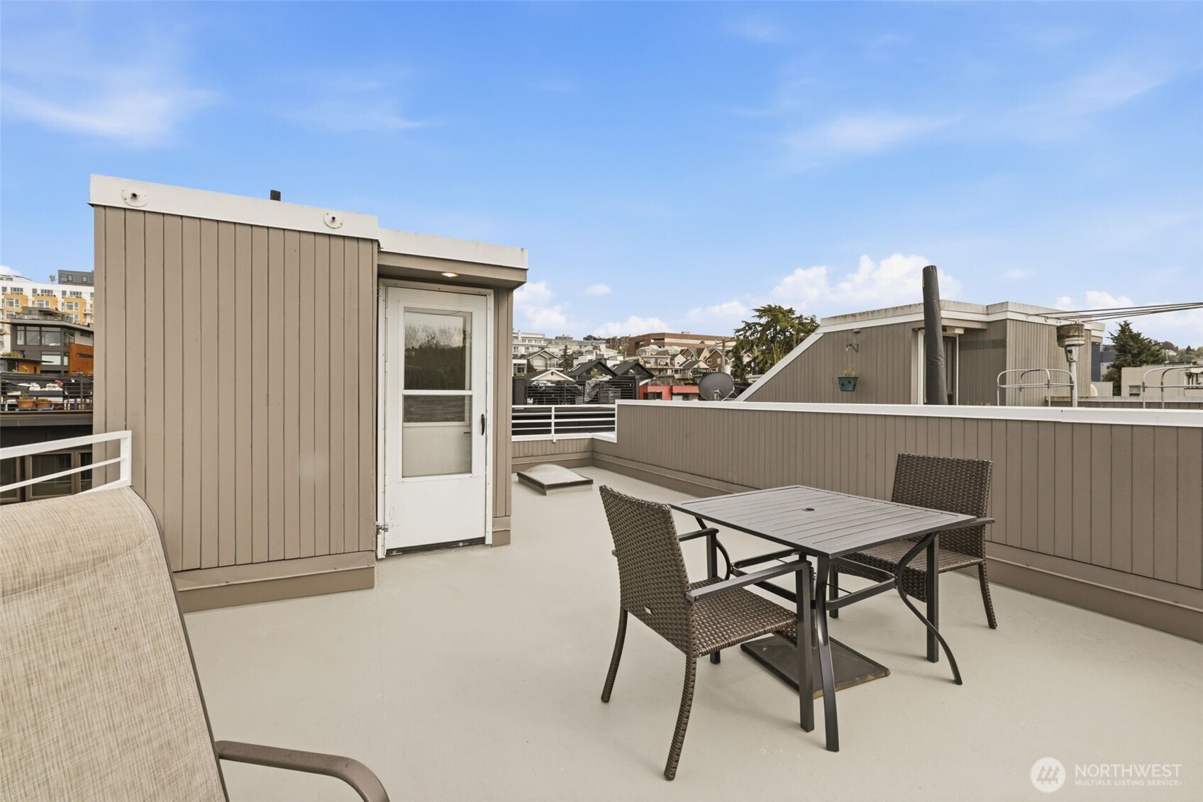 2364 Fairview Avenue E Seattle WA 98102