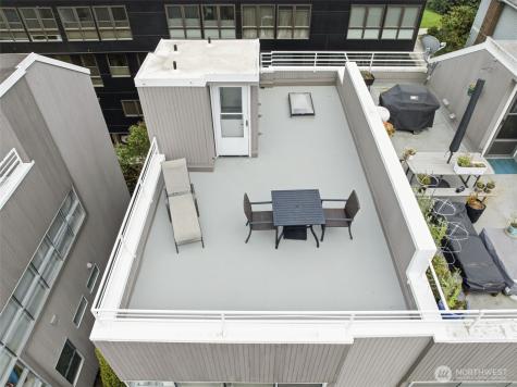 2364 Fairview Avenue E Seattle WA 98102