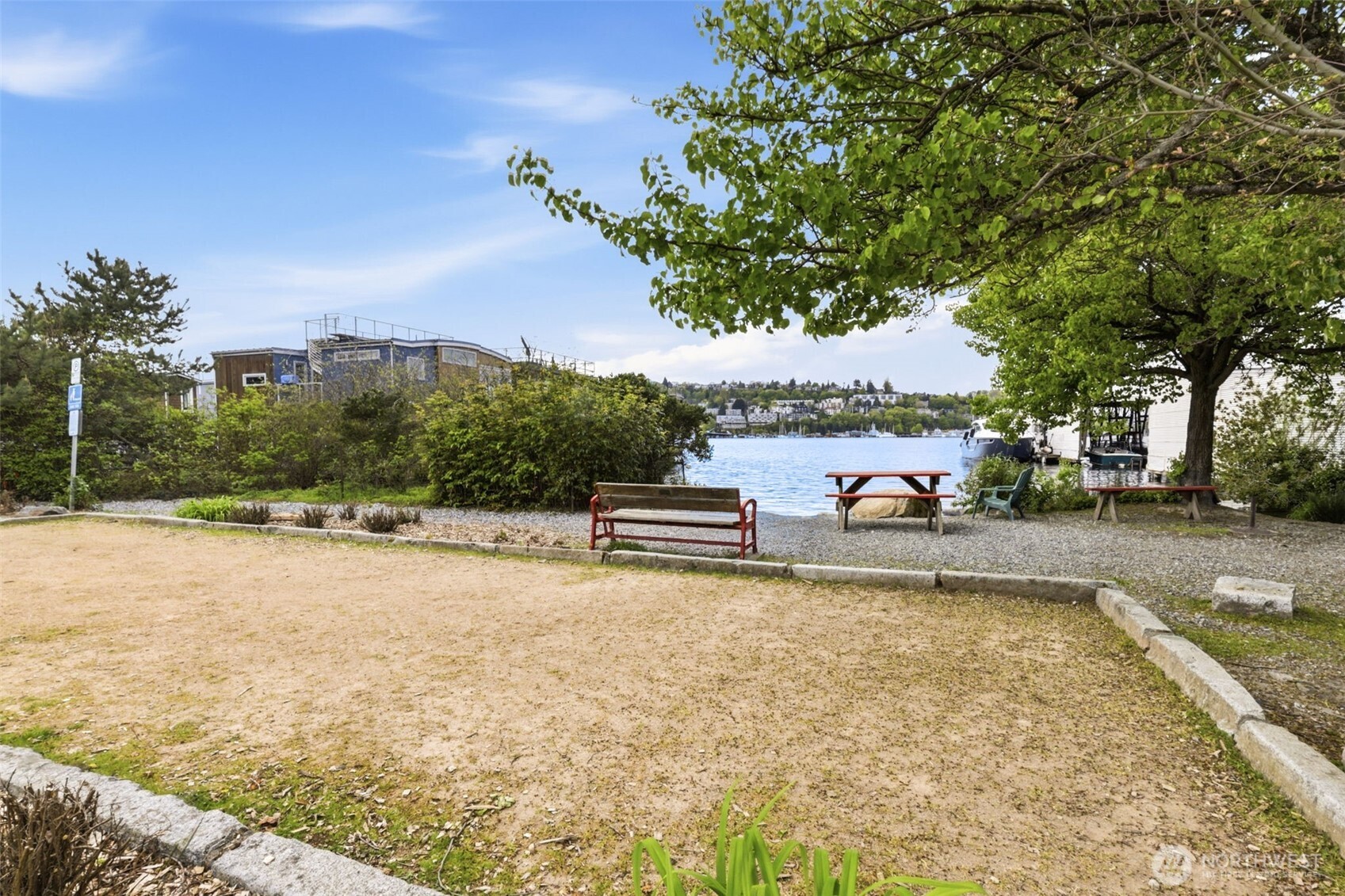 2364 Fairview Avenue E Seattle WA 98102