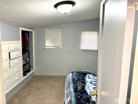 11040 11th Avenue SW Seattle WA 98146