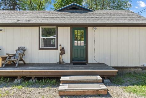 380 W 5th Avenue Kettle Falls WA 99141