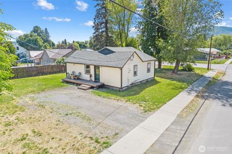 380 W 5th Avenue Kettle Falls WA 99141