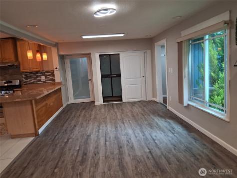 8242 S 128th Street Seattle WA 98178