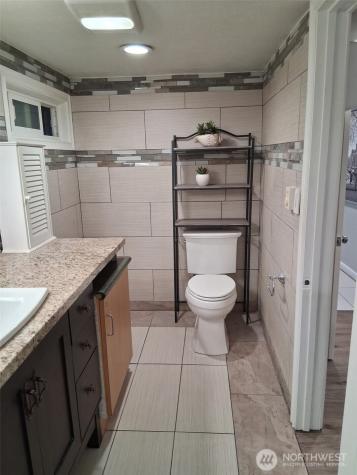 8242 S 128th Street Seattle WA 98178