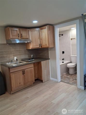 8242 S 128th Street Seattle WA 98178