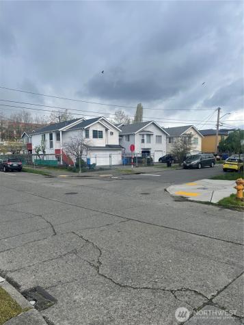 3101 S Walden Street Seattle WA 98144
