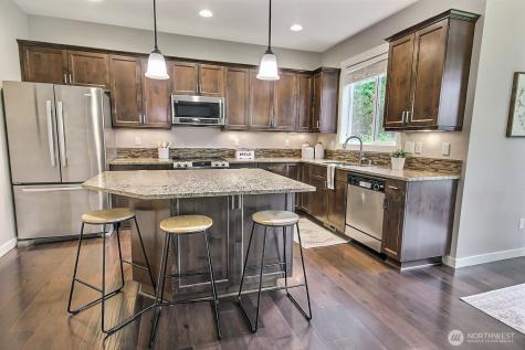 23893 SE 284th Place Maple Valley WA 98038