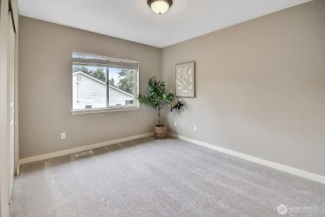 23893 SE 284th Place Maple Valley WA 98038