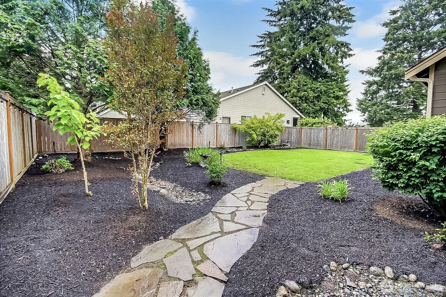 23893 SE 284th Place Maple Valley WA 98038