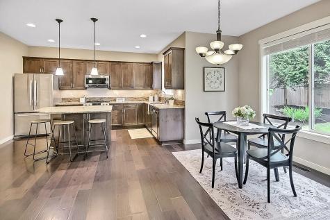23893 SE 284th Place Maple Valley WA 98038