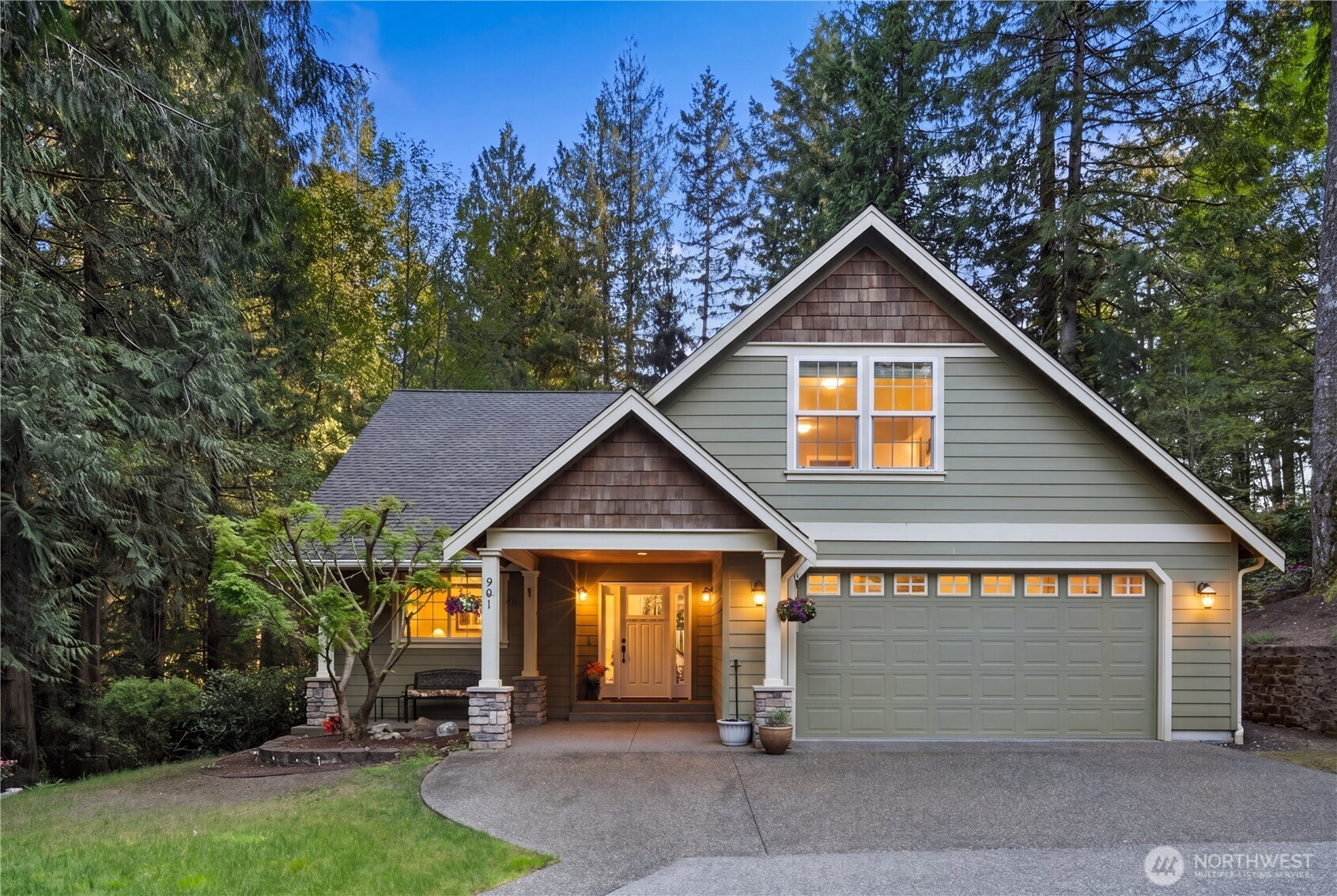 981 E Lakeshore Drive Allyn WA 98524