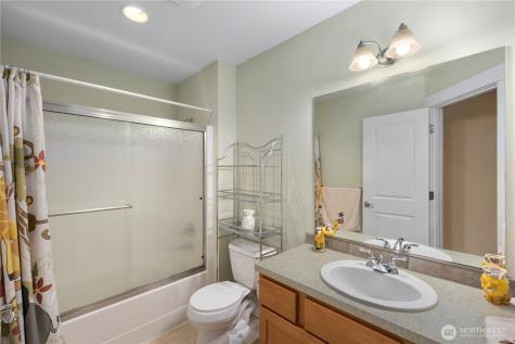 981 E Lakeshore Drive Allyn WA 98524