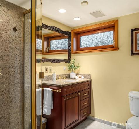 12715 Palatine Avenue N Seattle WA 98133