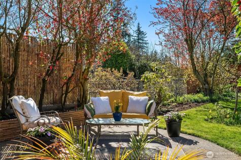 12715 Palatine Avenue N Seattle WA 98133