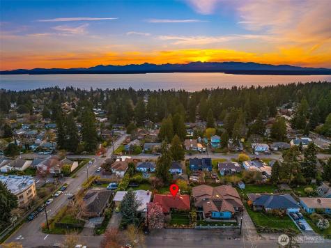 12715 Palatine Avenue N Seattle WA 98133
