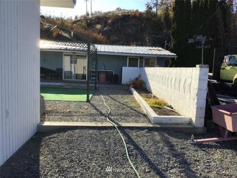 2627 Malaga/alcoa Highway Malaga WA 98828