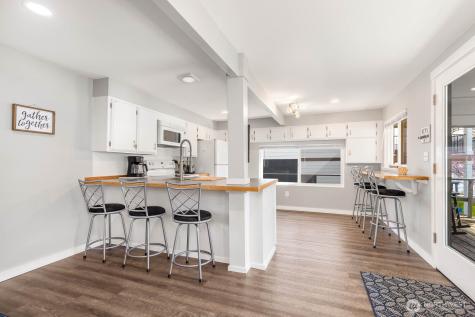 24094 N West View Road Mount Vernon WA 98274