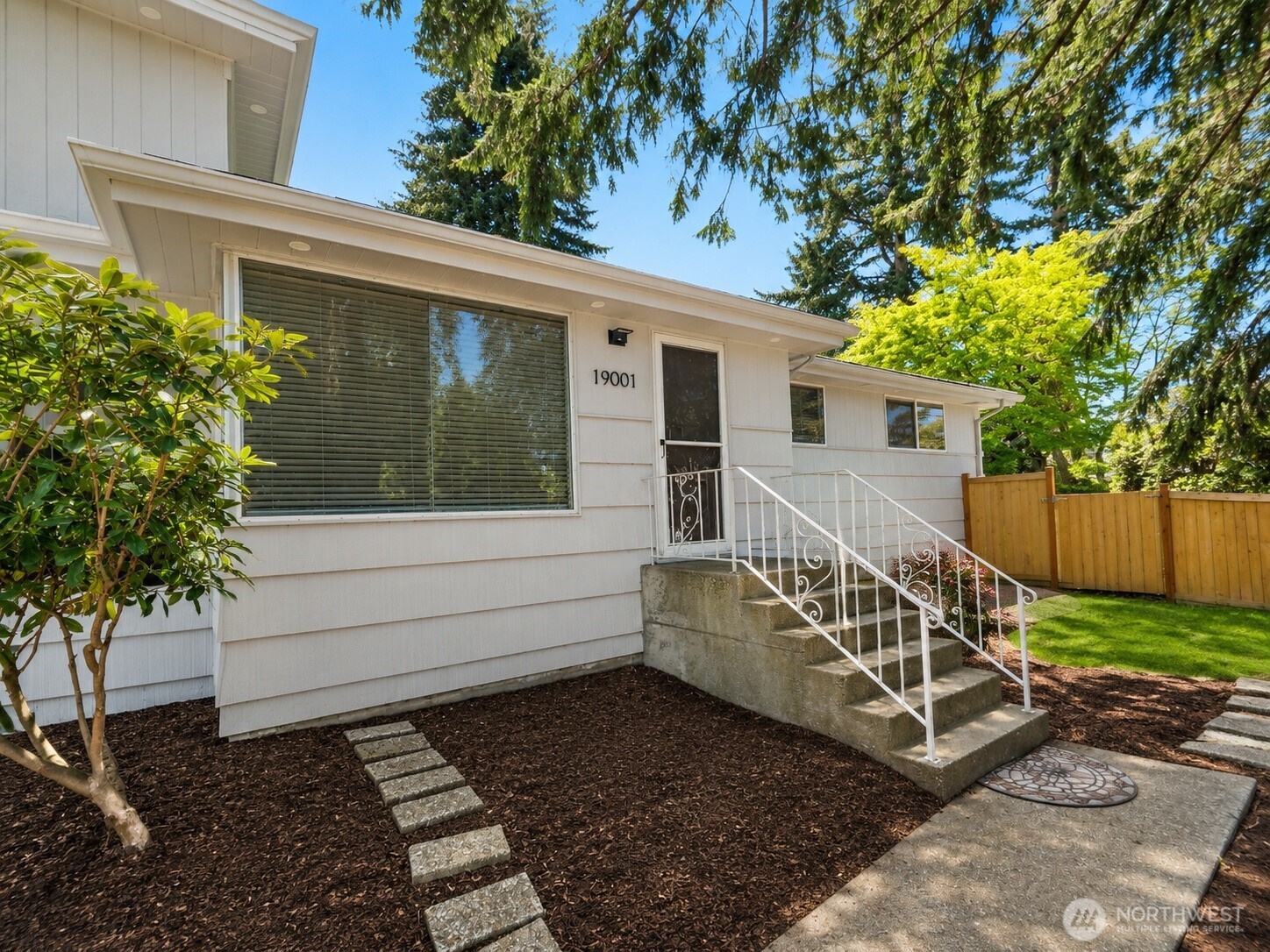 19001 Wallingford Ave N Shoreline WA 98133