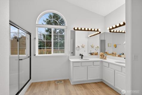 1906 Copper Pond Place Anacortes WA 98221